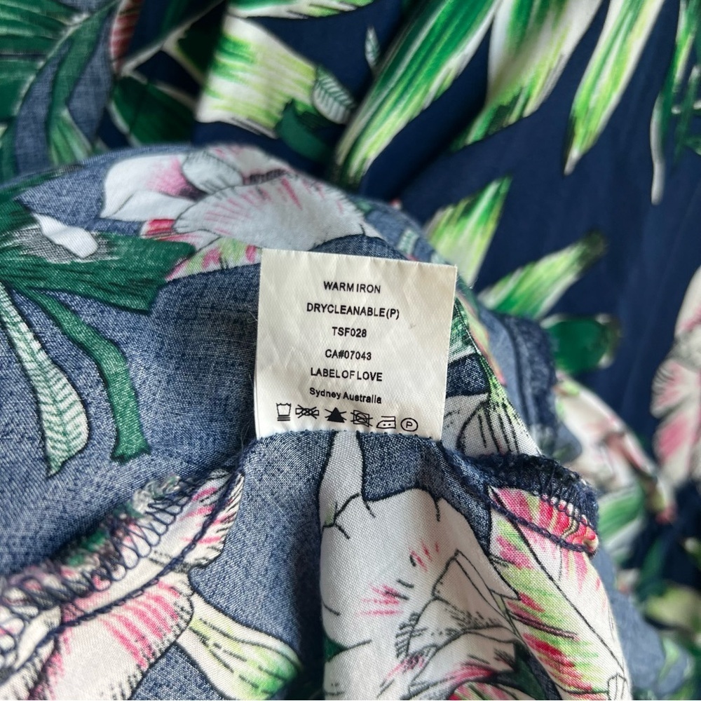 Label of Love Floral Green and Pink Women's Top - Medium - Picture 12 of 15